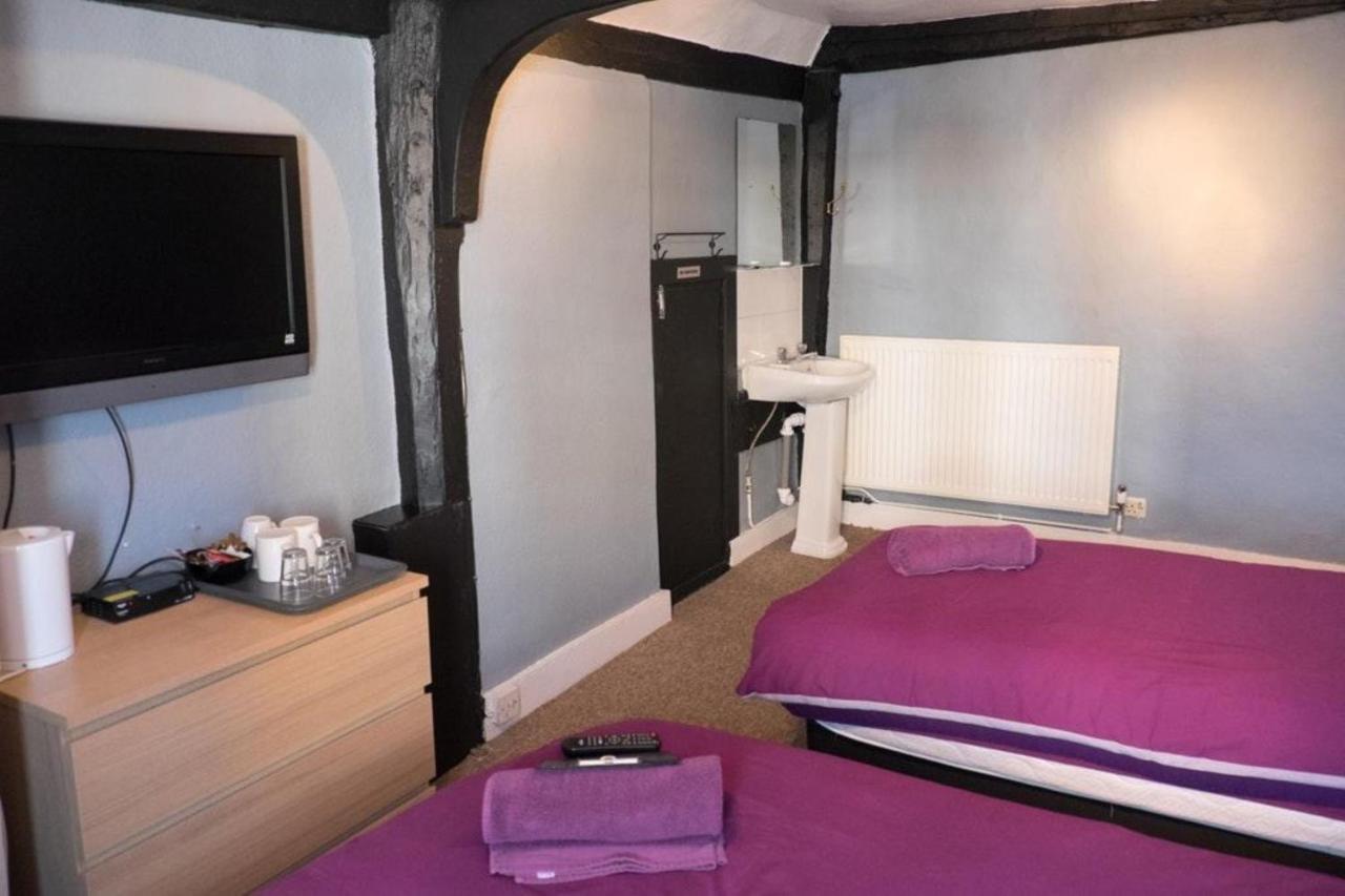 Oyo The Bell Hotel Hoddesdon Eksteriør bilde
